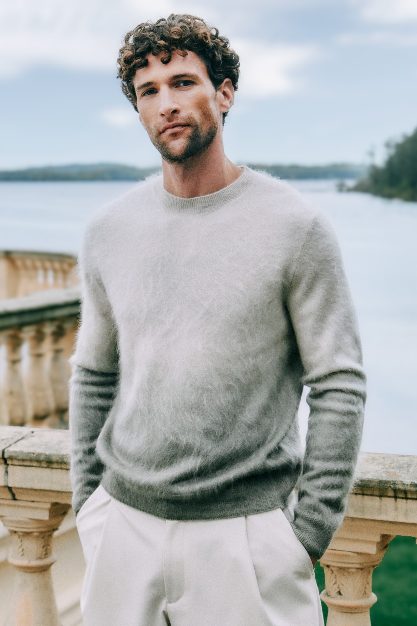 Brushed Cashmere Pullover