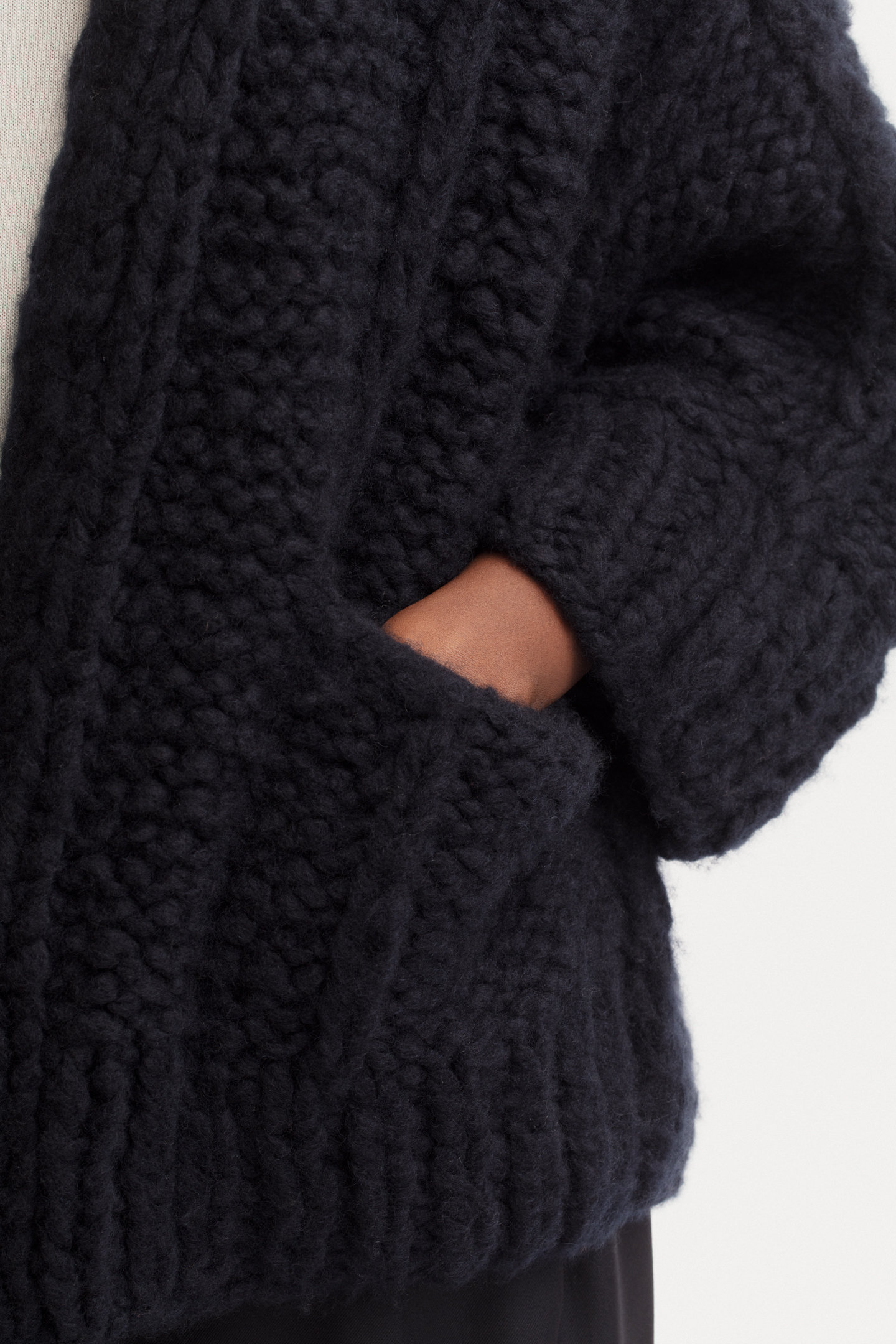 Cashmere Handstrick Cardigan